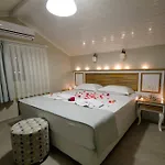 Beyaz Ev Bed & Breakfast