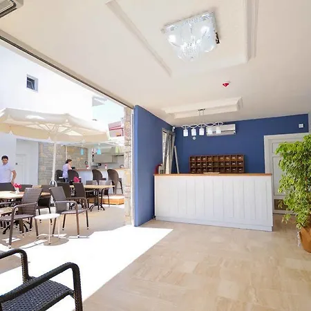 Beyaz Ev 4* ダッチャ