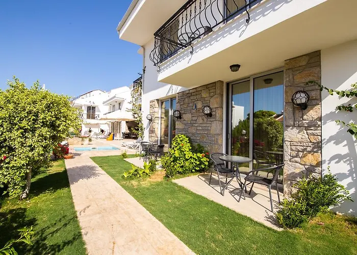 Beyaz Ev Bed & Breakfast Datça