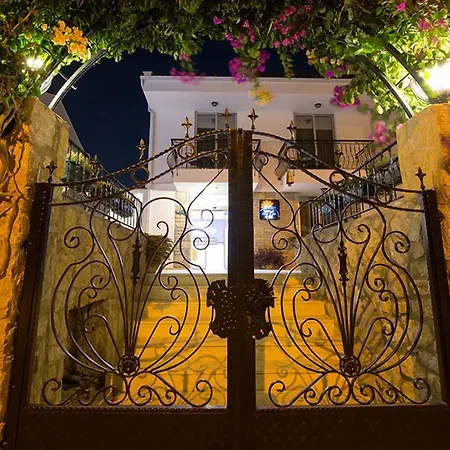 Beyaz Ev ダッチャ