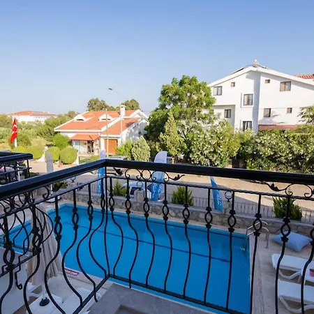Couette-café Beyaz Ev 4*