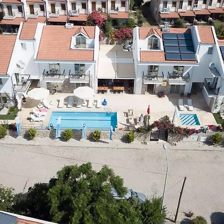 B&B Beyaz Ev 4*