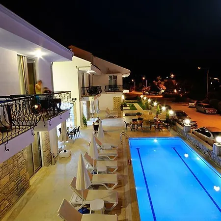 داتكا بياز إيف 4*