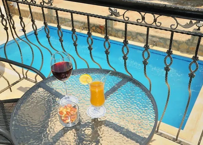 Alojamento de Acomodação e Pequeno-almoço Beyaz Ev 4*